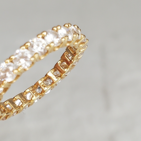 ❤️ 14K Yellow Gold Eternity Band with CZ - Picture 4 of 5